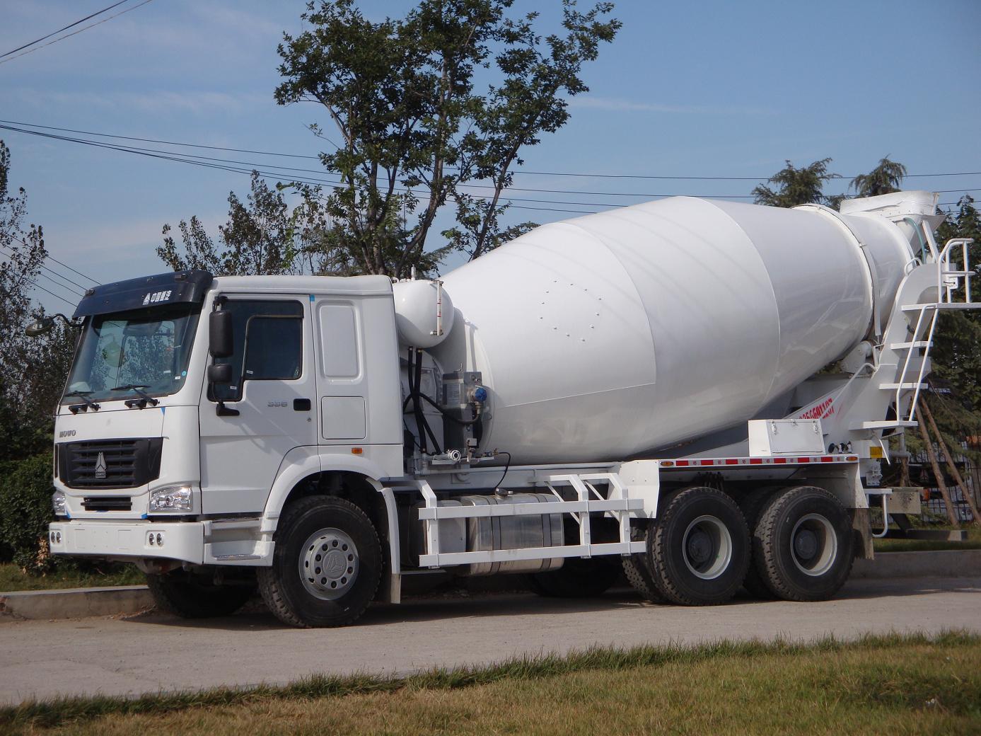 HM12-D cement mixer truck